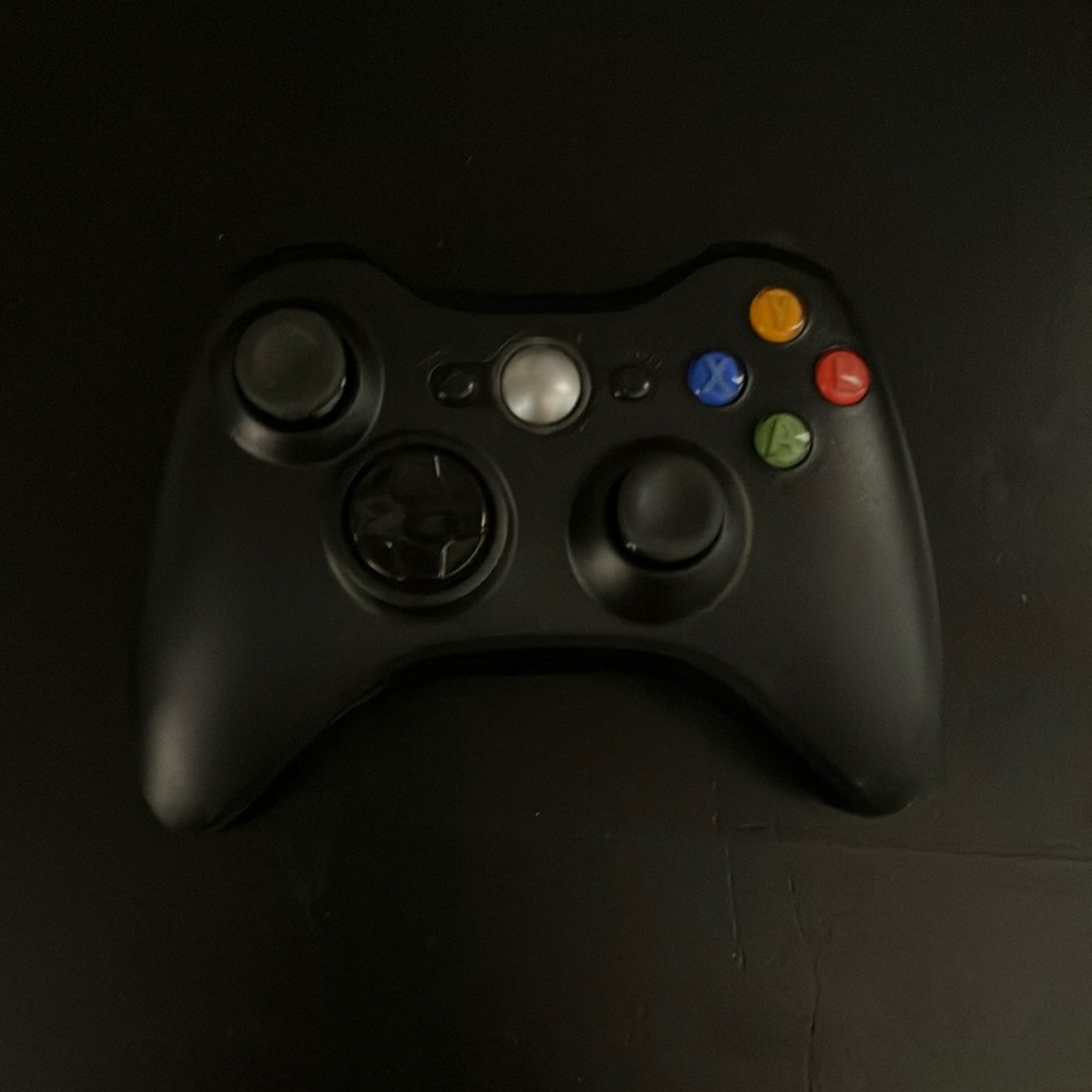 Black Wireless Game Controller